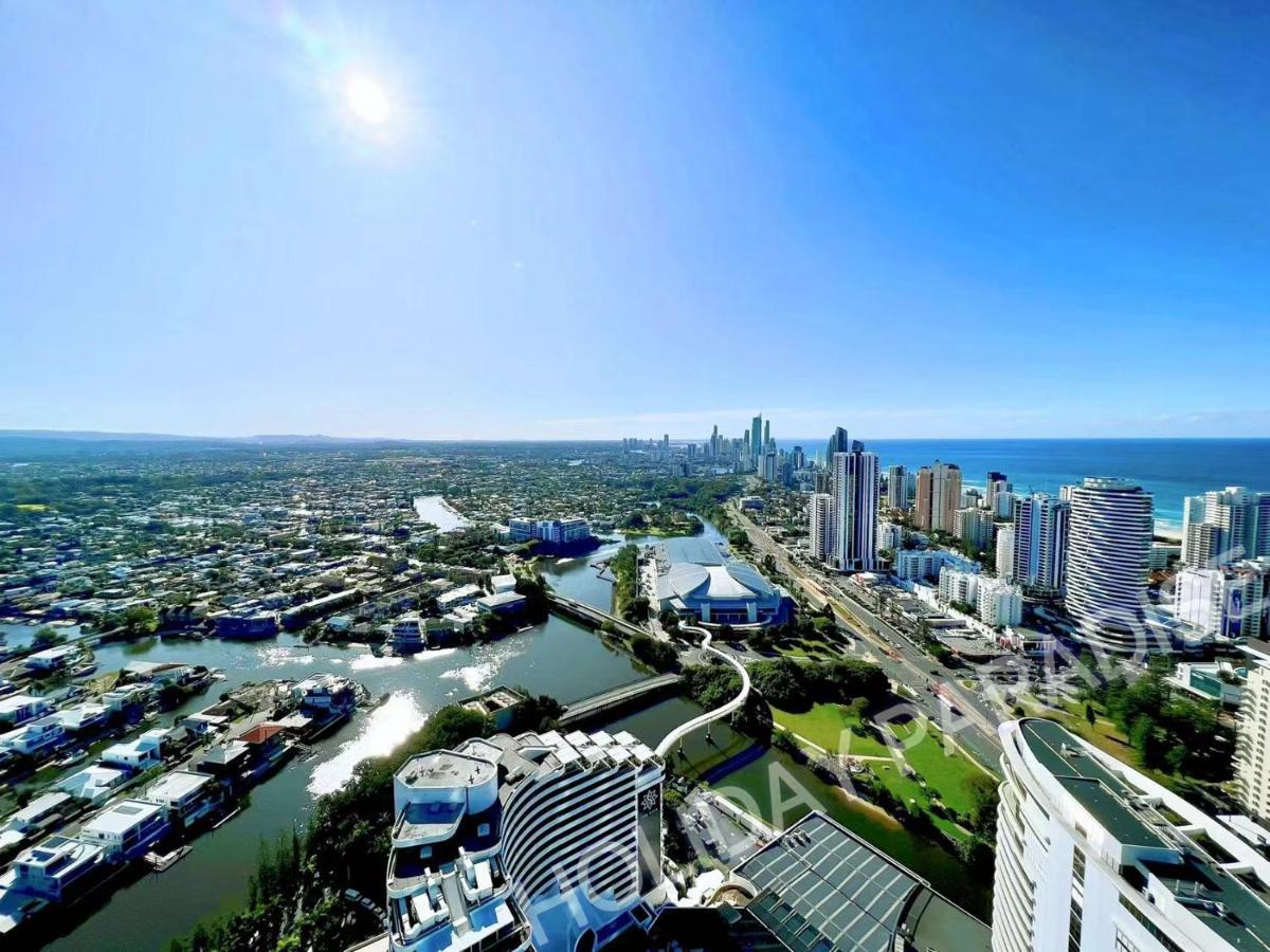 Luxury S Casino Residences Broadbeach - Holiday Paradise โกลด์โคสต์ ภายนอก รูปภาพ